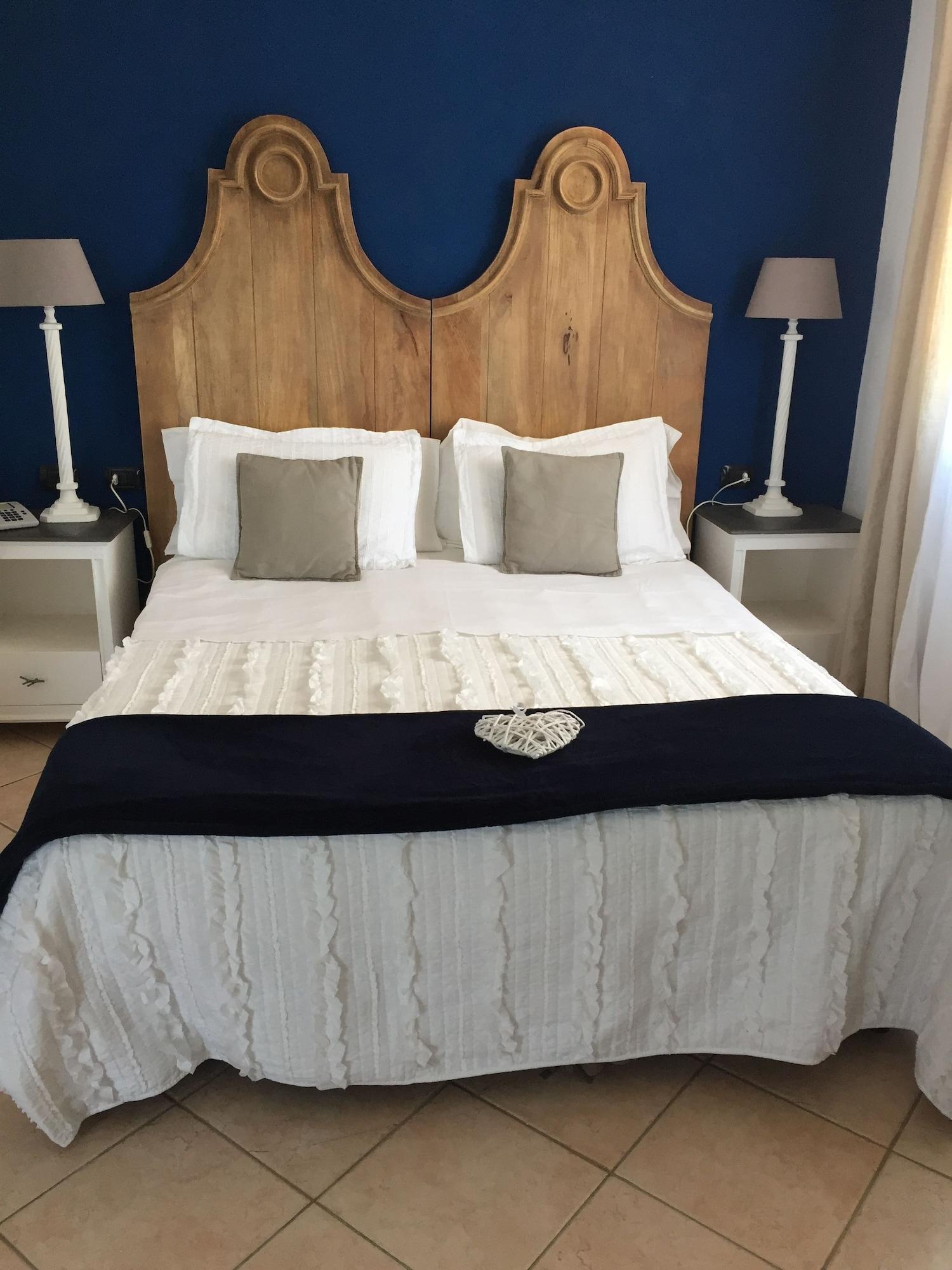 Гостьовий будинок Relais Fenicottero Rosa Порто-Таверна Екстер'єр фото